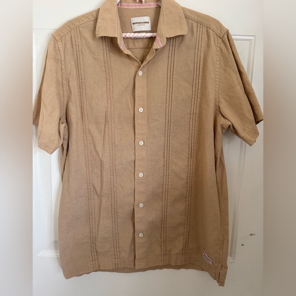 Scotch and Soda Tan Linen blend button down -SZ M
T1